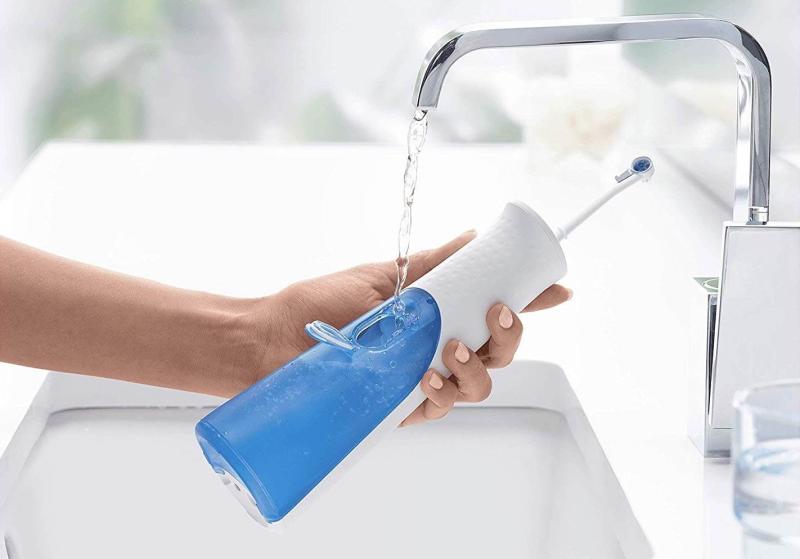 Преимущества использования ирригатора при чистке зубов